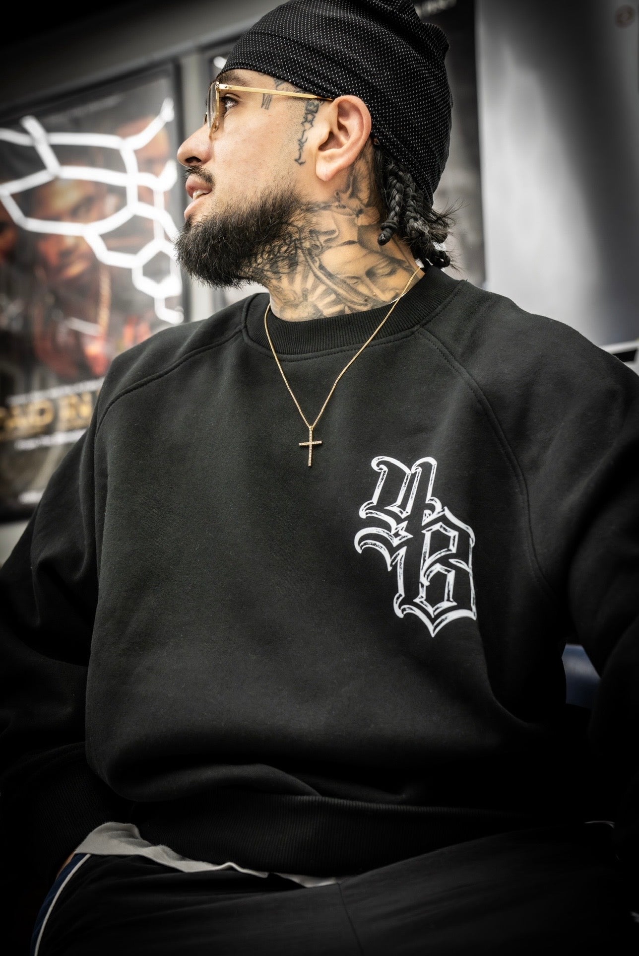 YB Heavy crewneck
