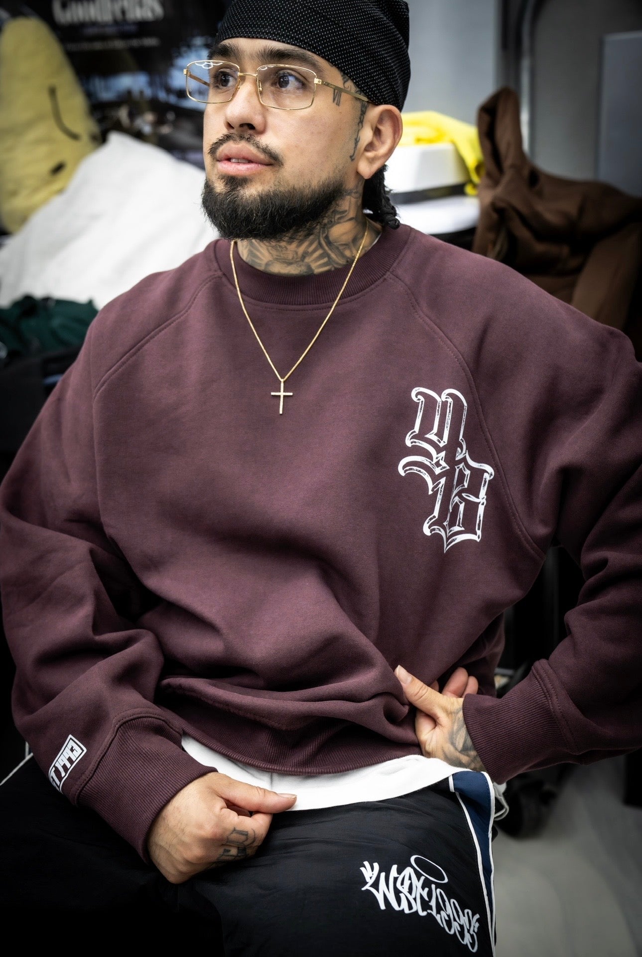YB Heavy crewneck